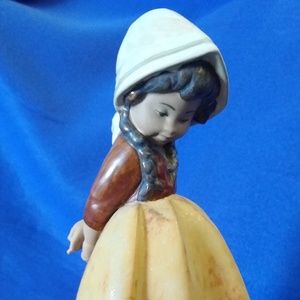 Lladro 2076 ~ Lonely- Girl with Braids Matte Finish Figurine